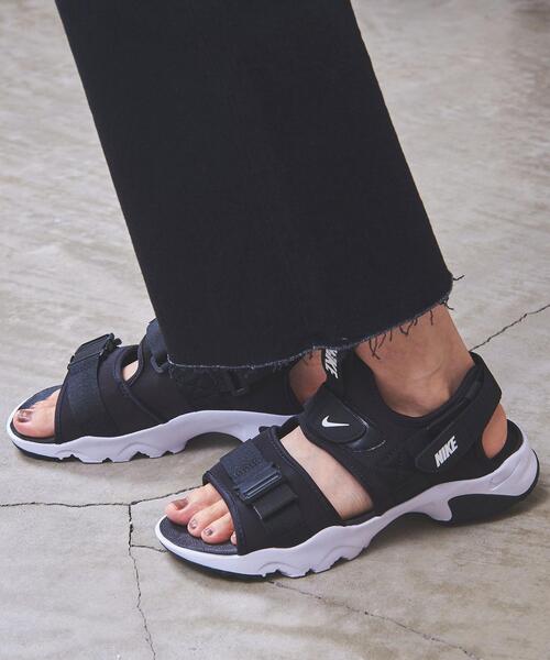NIKE（ナイキ）の「＜NIKE（ナイキ）＞キャニオン サンダル◆（サンダル・レディース・ベージュ/ブラック・25cm/26cm/23cm/22cm/24cm）」の17枚目の写真