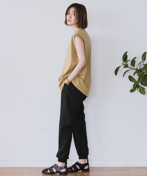 A part by（アパートバイ）の「Lohasy cot ルーズノースリーブ　952600（Tシャツ/カットソー・レディース・ベージュ/オフホワイト/チャコールグレー・FREE）」の18枚目の写真