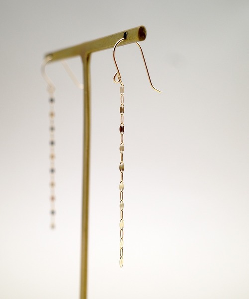 ISOLATION（アイソレーション）の「【ISOLATION / アイソレーション】K10YG Petal Chain Pierce / ペタルチェーンピアス（ピアス（両耳用）・レディース・ゴールド・FREE）」の2枚目の写真