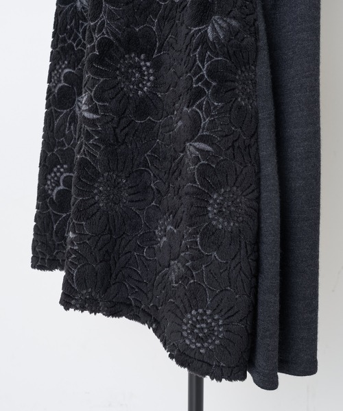 BEARDSLEY（ビアズリー）の「カーディガンやニットブルゾンをあわせても今も楽しめるファー刺繍チュニック（ニット/セーター・レディース・ブラック/ベージュ・FREE）」の6枚目の写真