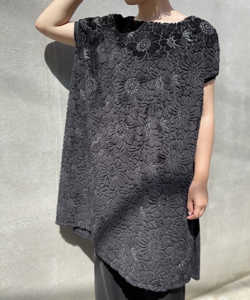 BEARDSLEY（ビアズリー）の「カーディガンやニットブルゾンをあわせても今も楽しめるファー刺繍チュニック（ニット/セーター・レディース・ブラック/ベージュ・FREE）」の21枚目の写真