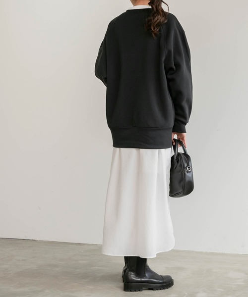 BONLECILL（ボンルシール）の「ビッグシルエット スウェット クルーネック プルオーバー（スウェット・レディース・ブラック/ベージュ/ブラウン/グレー/オレンジ/ブルー/アイボリー・FREE）」の8枚目の写真