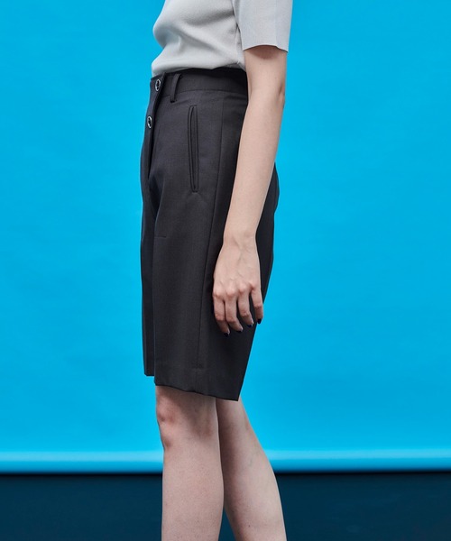 UNITED TOKYO（ユナイテッドトウキョウ）の「ヴァルサルショートパンツ（スラックス・レディース・ブラック/ブラウン・1/2）」の15枚目の写真