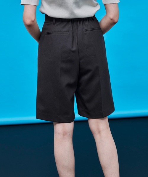 UNITED TOKYO（ユナイテッドトウキョウ）の「ヴァルサルショートパンツ（スラックス・レディース・ブラック/ブラウン・1/2）」の16枚目の写真