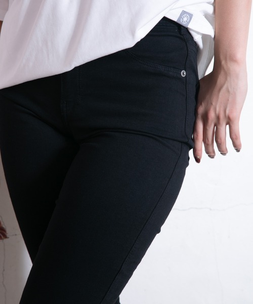 DR.DENIM（ドクターデニム）の「Plenty（デニムパンツ・レディース・ブラック・X-SMALL/LARGE/SMALL/MEDIUM）」の4枚目の写真