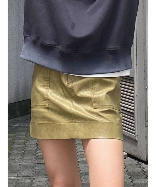 EMODA(エモダ)の「アウトポケットスカート(スカート・レディース・ブラック/ブラウン/カーキ・SMALL/MEDIUM)」の3枚目の写真