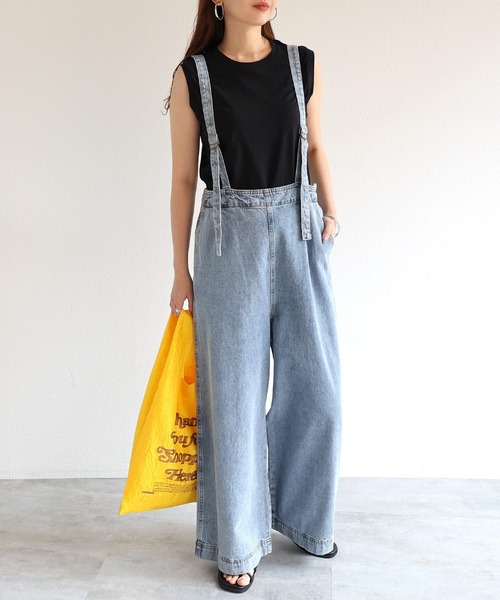 andme（アンドミー）の「コットンツイルデニムサロペット ワイドパンツ（サロペット/オーバーオール・レディース・ブラック/グレー/オフホワイト/カーキ/ケミカルウォッシュ・M/L）」の5枚目の写真