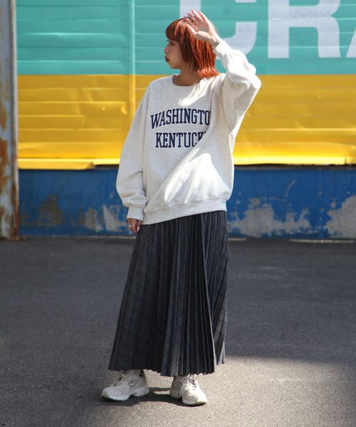 ZIP FIVE（ジップファイブ）の「【ZIP FIVE】【肉厚】ビッグシルエットカレッジロゴスウェット（スウェット・レディース・ブラック/グレー/オートミール/ブラック系/ネイビー系/ダークグリーン/カーキ/グレー系/ホワイト/ネイビー/チャコール/アイボリー/ホワイト系/アイボリー系・X-LARGE/LARGE/MEDIUM）」の17枚目の写真