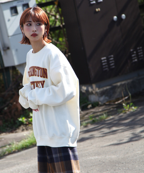 ZIP FIVE（ジップファイブ）の「【ZIP FIVE】【肉厚】ビッグシルエットカレッジロゴスウェット（スウェット・レディース・ブラック/グレー/オートミール/ブラック系/ネイビー系/ダークグリーン/カーキ/グレー系/ホワイト/ネイビー/チャコール/アイボリー/ホワイト系/アイボリー系・X-LARGE/LARGE/MEDIUM）」の22枚目の写真