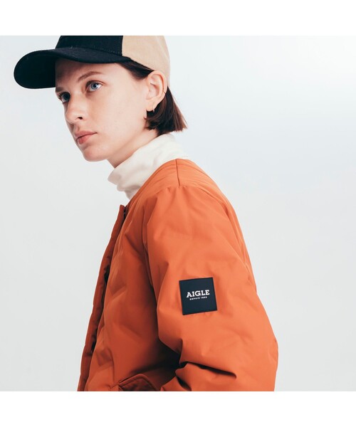 AIGLE（エーグル）の「撥水 ダブルクロス キルテッド ノンカラー ダウンジャケット（ダウンジャケット/コート・レディース・レッド系その他/ダークネイビー・40/38/36）」の13枚目の写真