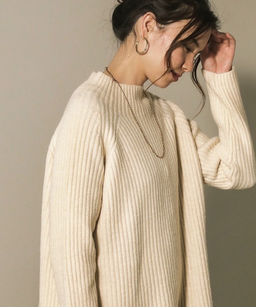 Bou Jeloud(ブージュルード)の「ふわふわカラーリブニット(ニット/セーター・レディース・チャコールグレー/パープル/オフホワイト/グリーン・FREE)」の16枚目の写真