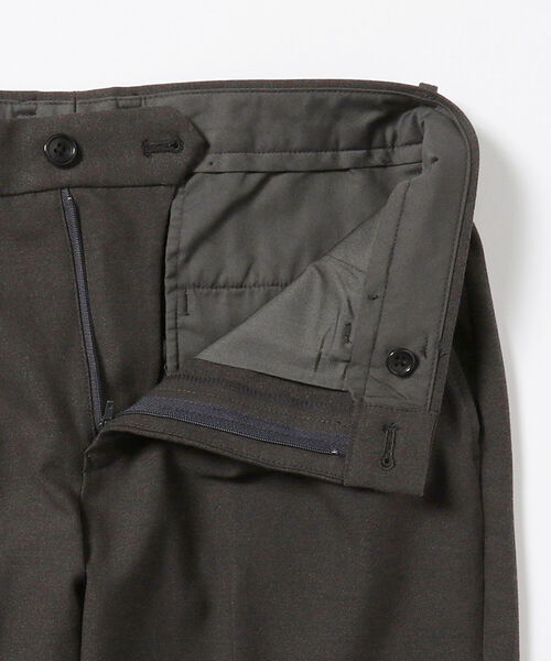 BEAMS（ビームス）の「BEAMS / 2プリーツ テーパード スラックス（スラックス・メンズ・チャコールグレー/ブラック/ブラウン・SMALL/MEDIUM/LARGE/X-LARGE）」の17枚目の写真