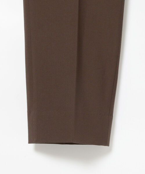 BEAMS（ビームス）の「BEAMS / 2プリーツ テーパード スラックス（スラックス・メンズ・チャコールグレー/ブラック/ブラウン・SMALL/MEDIUM/LARGE/X-LARGE）」の4枚目の写真