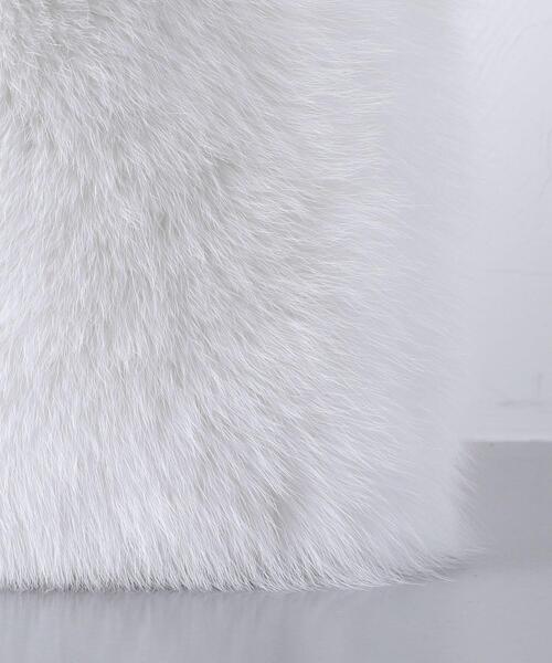 LUDLOW(ラドロー)の「<LUDLOW(ラドロー)>FOX FUR バッグ(ハンドバッグ・レディース・ホワイト/ロイヤルブルー・FREE)」の4枚目の写真