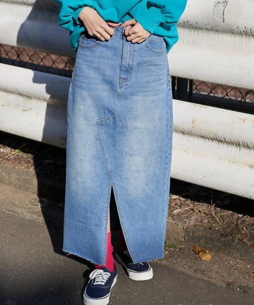 Auntie Rosa Holiday（アンティローザホリデー）の「フロントスリットデニムスカート（デニムスカート・レディース・ブルー・MEDIUM/SMALL）」の2枚目の写真