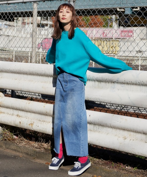 Auntie Rosa Holiday（アンティローザホリデー）の「フロントスリットデニムスカート（デニムスカート・レディース・ブルー・MEDIUM/SMALL）」の5枚目の写真