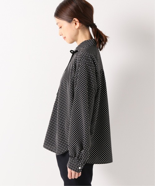 IENA（イエナ）の「sese ミニラウンドカラーブラウス◆（シャツ/ブラウス・レディース・ブラック系その他/ホワイト/ネイビー・FREE）」の22枚目の写真