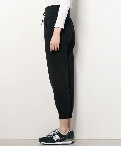NEW BALANCE（ニューバランス）の「NB Athletics アンプリファイドフレンチテリーパンツ（スウェットパンツ・レディース・ブラック・LARGE/SMALL/MEDIUM）」の7枚目の写真
