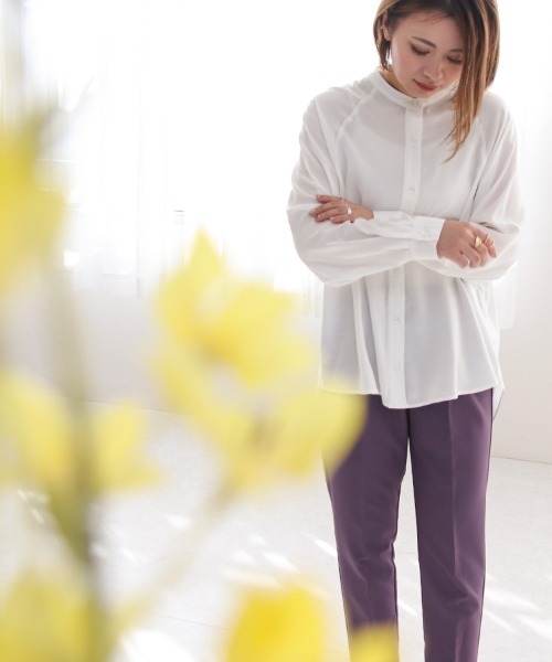 Social GIRL（ソーシャルガール）の「バックフリルフレアオーバーサイズシャツブラウス（シャツ/ブラウス・レディース・ライトグリーン/オフホワイト/ベージュ・M/L）」の10枚目の写真