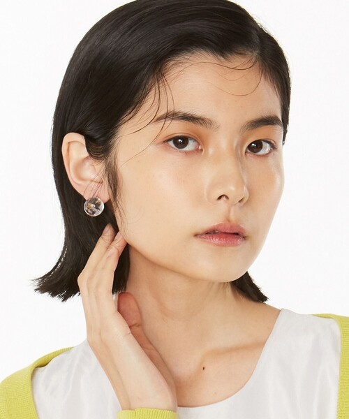 ANEVER（アンエバー）の「MINI BALL ピアス（ピアス（両耳用）・レディース・ホワイト系/アイボリー系・F）」の7枚目の写真