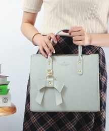 FUNALIVE（ファンアライブ）の「韓国風リボンチャーム付き2WAYショルダーバッグ（ショルダーバッグ）」