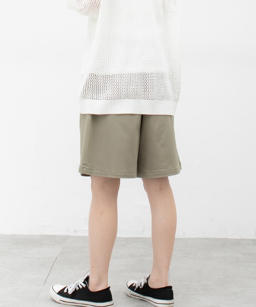 Honeys(ハニーズ)の「タックいり ハーフパンツ(その他パンツ・レディース・ブラック/カーキ/アイボリー/ライトベージュ・S/M/L)」の10枚目の写真