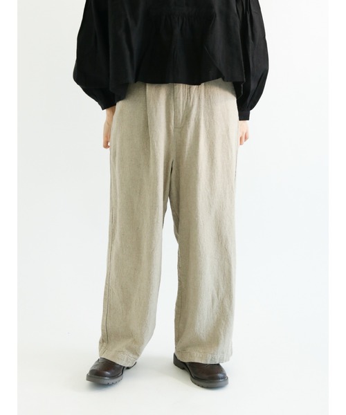 Samansa Mos2（サマンサ モスモス）の「ストレートタックパンツ（その他パンツ・レディース・ブラック/キナリ/イエロー/オフホワイト・ﾌﾘ-）」の3枚目の写真