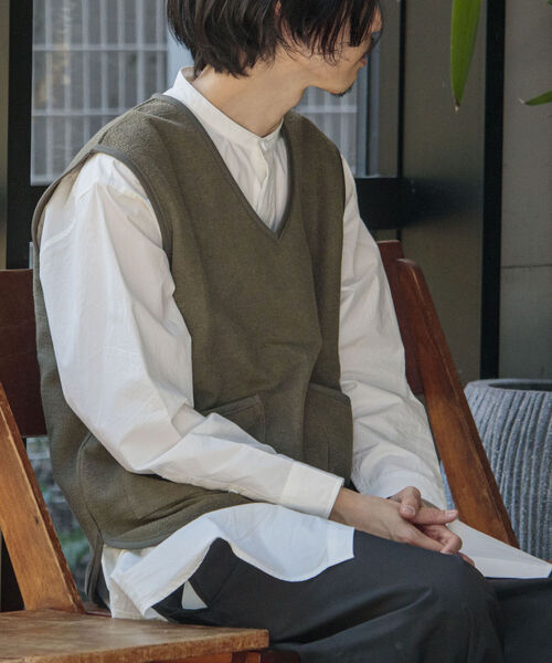 GLOSTER（グロスター）の「【GLOSTER/グロスター】パイルVネック プルオーバーベスト（ベスト・メンズ・チャコールグレー/オリーブ/杢グレー・MEDIUM/LARGE）」の21枚目の写真