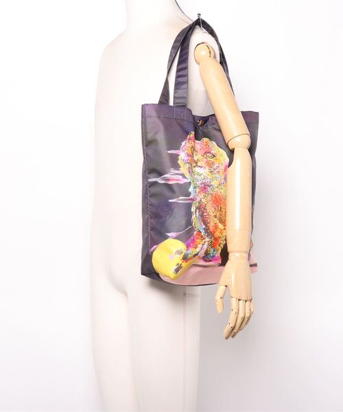 tsumori chisato CARRY(ツモリチサトキャリー)の「ハンドバッグ ツモリチサト フラワーキャット(ハンドバッグ・レディース・ブルー/ブラック・FREE)」の4枚目の写真