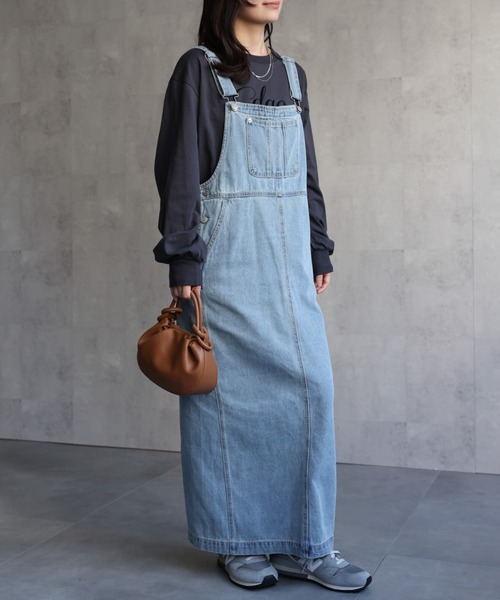 ap retro（アプレトロ）の「サロペットジャンパースカート / デニムジャンスカ（サロペット/オーバーオール・レディース・ブルー/インディゴブルー/オフホワイト/ブラック/ベージュ/キャメル/サックスブルー/グレー・FREE）」の5枚目の写真