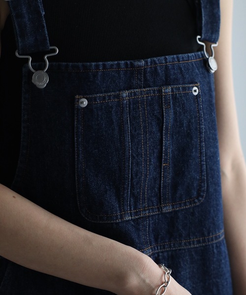 ap retro（アプレトロ）の「サロペットジャンパースカート / デニムジャンスカ（サロペット/オーバーオール・レディース・ブルー/インディゴブルー/オフホワイト/ブラック/ベージュ/キャメル/サックスブルー/グレー・FREE）」の18枚目の写真