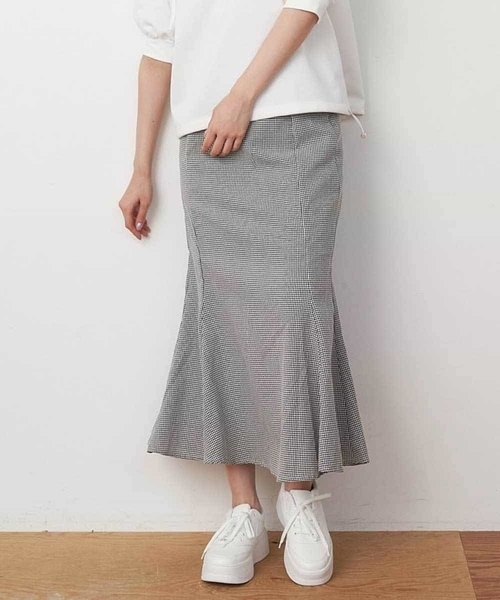 A de a.v.v（アードアー・ヴェ・ヴェ）の「ギンガムチェックマーメイドスカート（スカート・レディース・ブラック/レッド/ライトグリーン・FREE）」の2枚目の写真