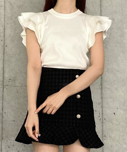 Voyage titty&Co.PETIT(ボヤージュティティアンドコープチ)の「【Voyage titty&Co. PETIT】ショルダーフリルニットプルオーバー(ニット/セーター・レディース・ホワイト/ブラック・FREE)」の10枚目の写真