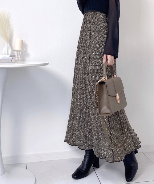 classicalelf（クラシカルエルフ）の「アンニュイな雰囲気。楊柳ランダムプリーツマーメイドスカート（スカート・レディース・ブラック/ブラック系その他/ブラウン系その他/その他・SMALL/MEDIUM/LARGE/X-LARGE）」の16枚目の写真