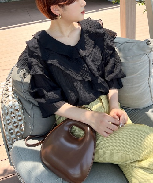 Ambre Ciel（アンブルシエル）の「ラッフルシアーブラウス／【WEB/EC限定商品】（シャツ/ブラウス・レディース・オフホワイト/ピンク/ブラック・FREE）」の2枚目の写真