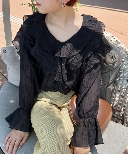 Ambre Ciel（アンブルシエル）の「ラッフルシアーブラウス／【WEB/EC限定商品】（シャツ/ブラウス・レディース・オフホワイト/ピンク/ブラック・FREE）」の4枚目の写真