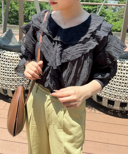 Ambre Ciel（アンブルシエル）の「ラッフルシアーブラウス／【WEB/EC限定商品】（シャツ/ブラウス・レディース・オフホワイト/ピンク/ブラック・FREE）」の5枚目の写真