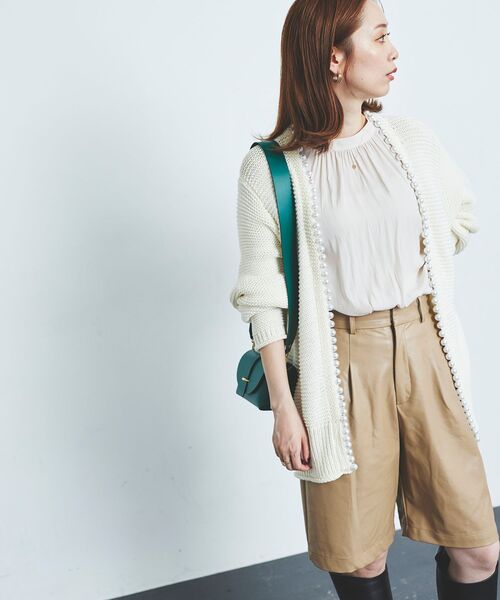 le.coeur blanc（ルクールブラン）の「パールツキカーディガン（カーディガン/ボレロ・レディース・ネイビー/オフホワイト・38）」の15枚目の写真