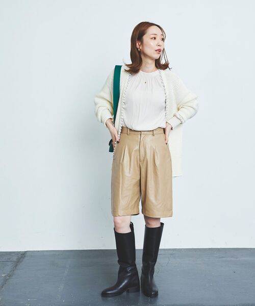 le.coeur blanc（ルクールブラン）の「パールツキカーディガン（カーディガン/ボレロ・レディース・ネイビー/オフホワイト・38）」の20枚目の写真