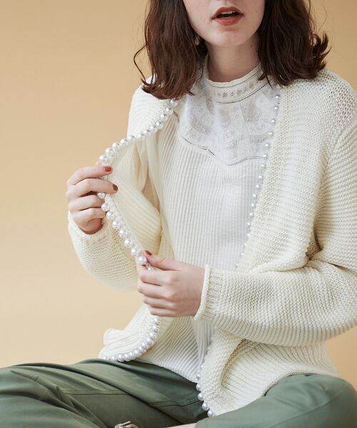 le.coeur blanc（ルクールブラン）の「パールツキカーディガン（カーディガン/ボレロ・レディース・ネイビー/オフホワイト・38）」の16枚目の写真