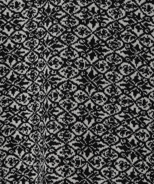 yuw（ユウ）の「ＵＮＩＳＥＸジャガードカーディガン　352726（カーディガン/ボレロ・レディース・ブラック/ブルー・FREE）」の16枚目の写真