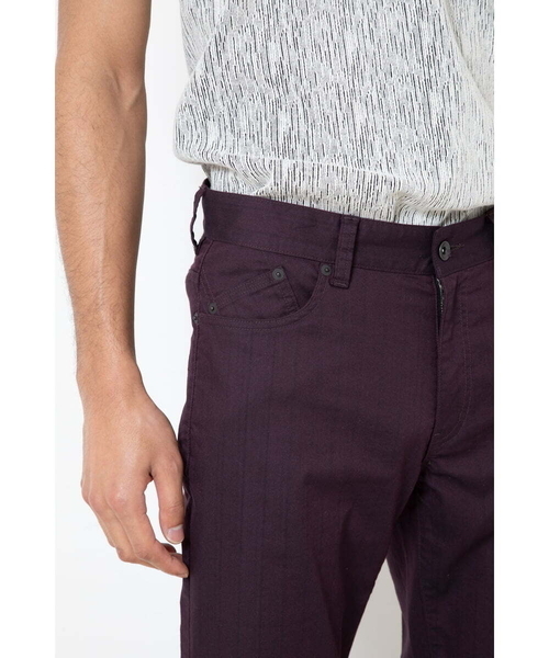 MK MICHEL KLEIN HOMME (エムケーミッシェルクランオム)の「ヘリンボーン柄パンツ(チノパンツ・メンズ・ライトグレー/ボルドー・44/46/48/50)」の5枚目の写真