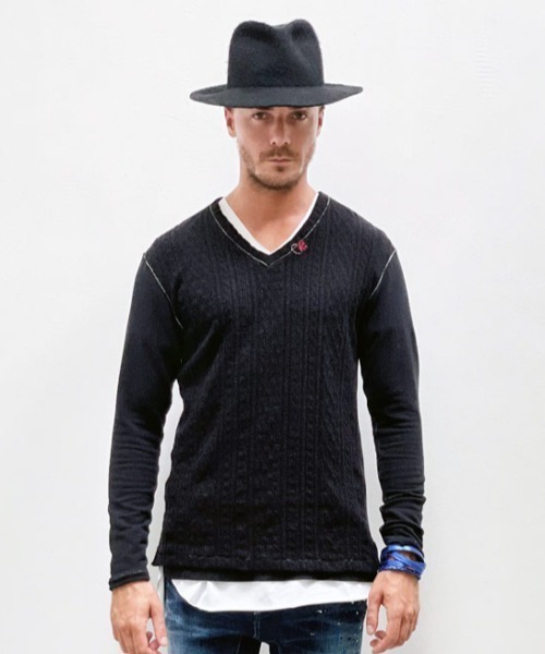 FranCisT_MOR.K.S.（フランシストモークス）の「FranCisT_MOR.K.S. /フランシストモークス/ HITENTION CABLE KNIT V NECK LS /MC2978（Tシャツ/カットソー・メンズ・ブラック/ホワイト・3/4/2）」の2枚目の写真