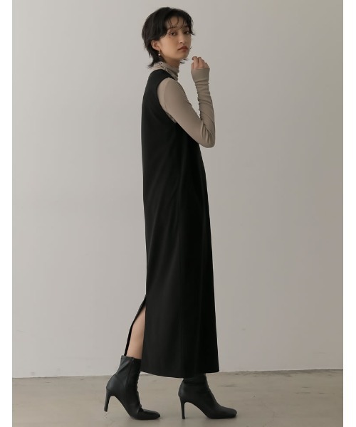 Re:EDIT（リエディ）の「フェイクウールVネックノースリーブワンピース