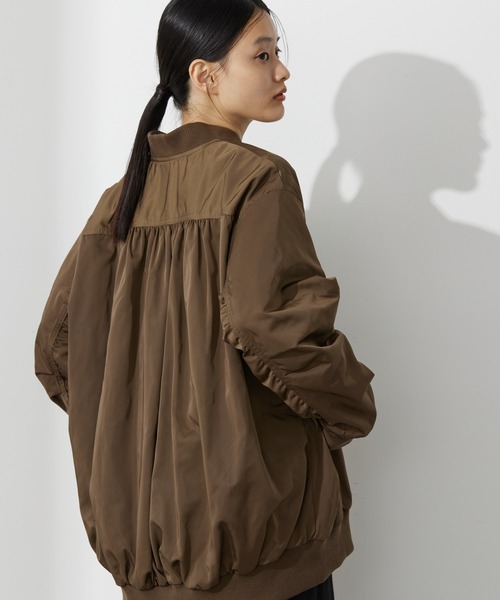 AMERICAN HOLIC（アメリカンホリック）の「バックギャザーロングリブブルゾン（ブルゾン・レディース・チャコールグレー/ブラウン・M/L）」の3枚目の写真