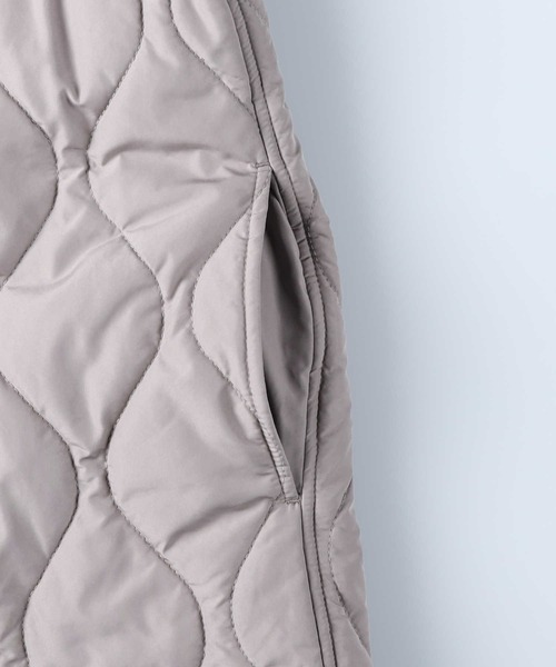 HONEYSUCKLE ROSE（ハニーサックルローズ）の「【HONEYSUCKLE ROSE】2WAYキルトコート（ダウンジャケット/コート・レディース・オフホワイト/ブラック・M/L）」の5枚目の写真