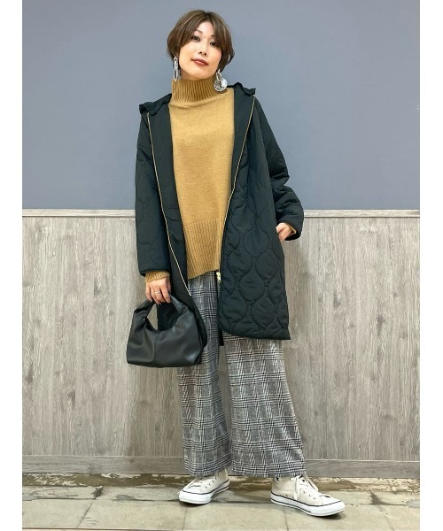 HONEYSUCKLE ROSE（ハニーサックルローズ）の「【HONEYSUCKLE ROSE】2WAYキルトコート（ダウンジャケット/コート・レディース・オフホワイト/ブラック・M/L）」の19枚目の写真