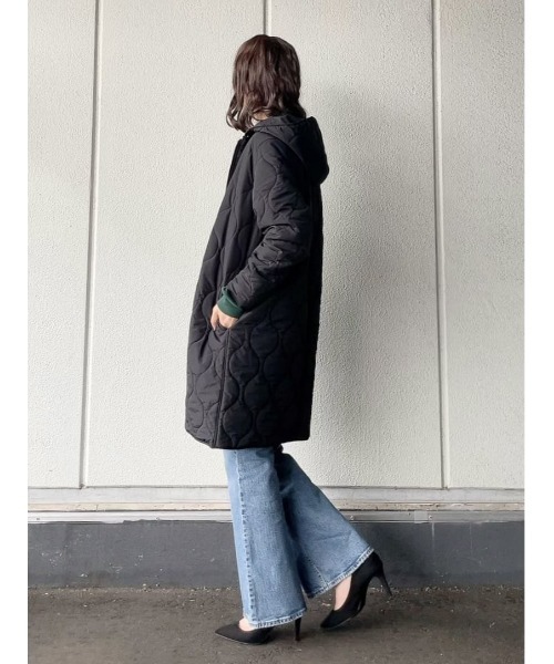 HONEYSUCKLE ROSE（ハニーサックルローズ）の「【HONEYSUCKLE ROSE】2WAYキルトコート（ダウンジャケット/コート・レディース・オフホワイト/ブラック・M/L）」の11枚目の写真