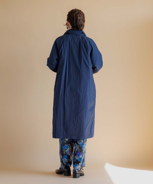 RAW FUDGE（ローファッジ）の「ツイード×ビンテージタフタリバーシブルダウン（ダウンジャケット/コート・レディース・ブラック/ネイビー・M）」の13枚目の写真