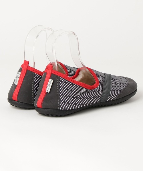 fridge(フリッジ)の「☆【Fitkicks】フィットキックス KOZIKICKS コージーキックス MENS(スリッポン・メンズ・ブラック×レッド/ブラック/ブルー・SMALL/MEDIUM/LARGE)」の6枚目の写真